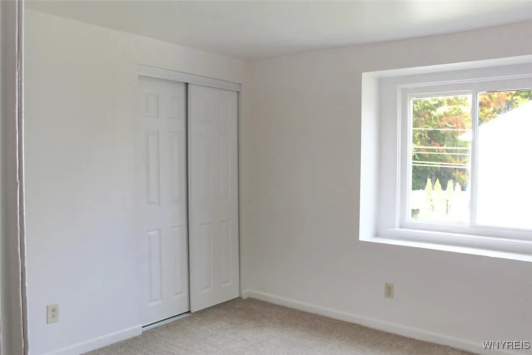 116 Left Unit Berehaven, Amherst, New York 14228, Amherst, New York 14228, 3 Bedrooms Bedrooms, 4 Rooms Rooms,1 BathroomBathrooms,Residential Lease,For Rent,116 Left Unit Berehaven, Amherst, New York 14228,B1622746