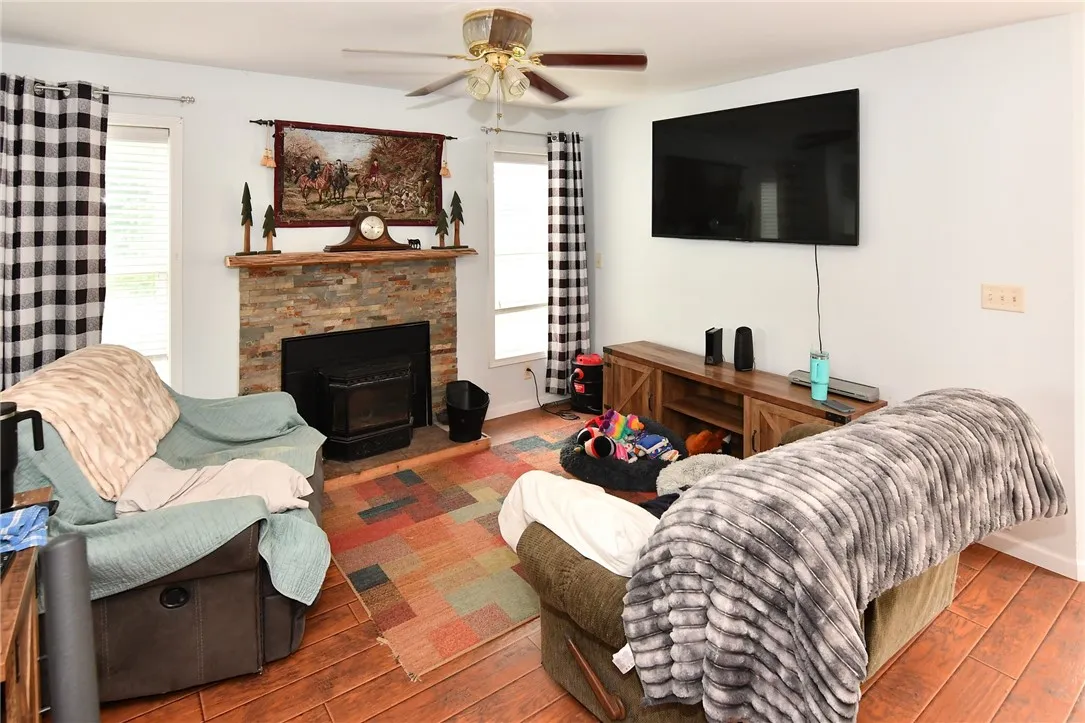 3320 Retsof Road, York, New York 14533, York, New York 14533, 3 Bedrooms Bedrooms, 7 Rooms Rooms,2 BathroomsBathrooms,Residential,Closed,3320 Retsof Road, York, New York 14533,0,R1622777