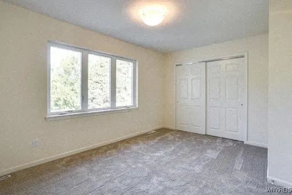 748 Robin Road, Amherst, New York 14228, Amherst, New York 14228, 2 Bedrooms Bedrooms, 4 Rooms Rooms,1 BathroomBathrooms,Residential Lease,For Rent,748 Robin Road, Amherst, New York 14228,B1622799