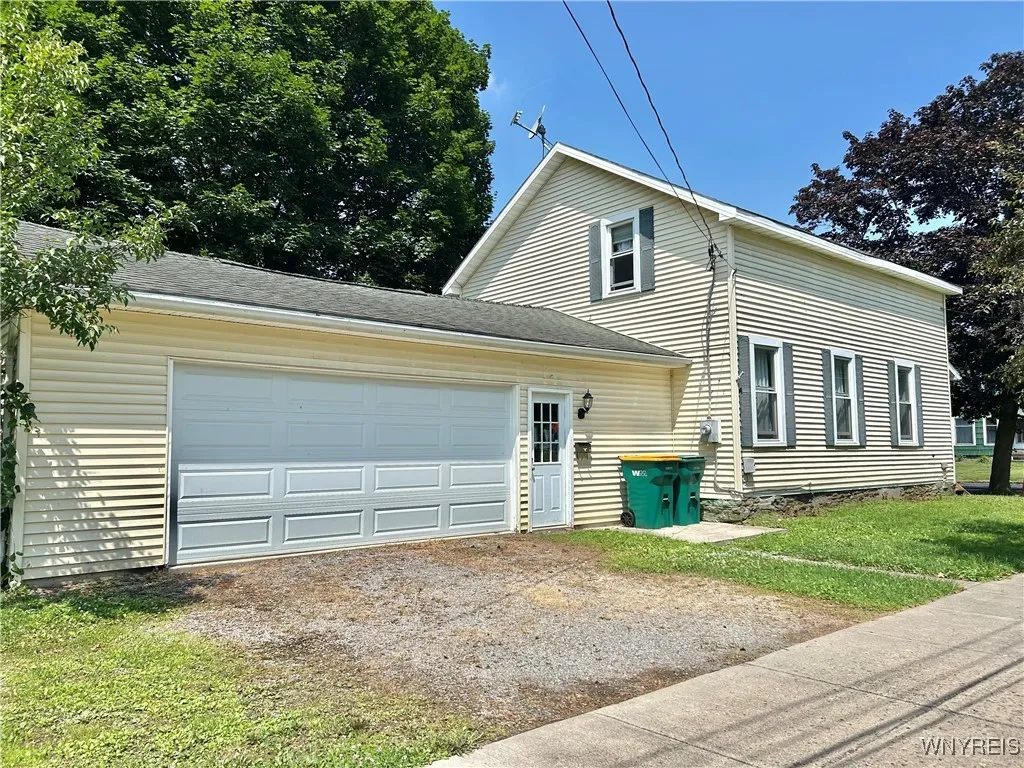 146 East Main Street, Arcade, New York 14009, Arcade, New York 14009, 3 Bedrooms Bedrooms, 5 Rooms Rooms,2 BathroomsBathrooms,Residential,Closed,146 East Main Street, Arcade, New York 14009,0,B1622795