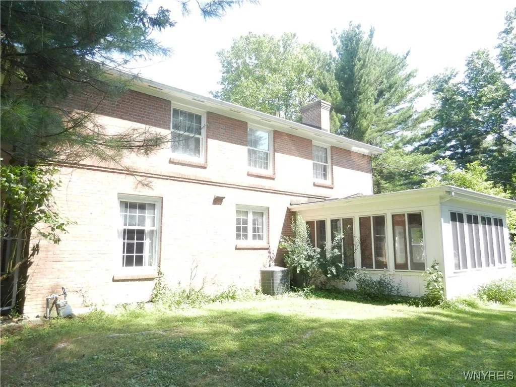 216 Roycroft Circle, Aurora, New York 14052, Aurora, New York 14052, 4 Bedrooms Bedrooms, 12 Rooms Rooms,2 BathroomsBathrooms,Residential,Closed,216 Roycroft Circle, Aurora, New York 14052,0,B1622492