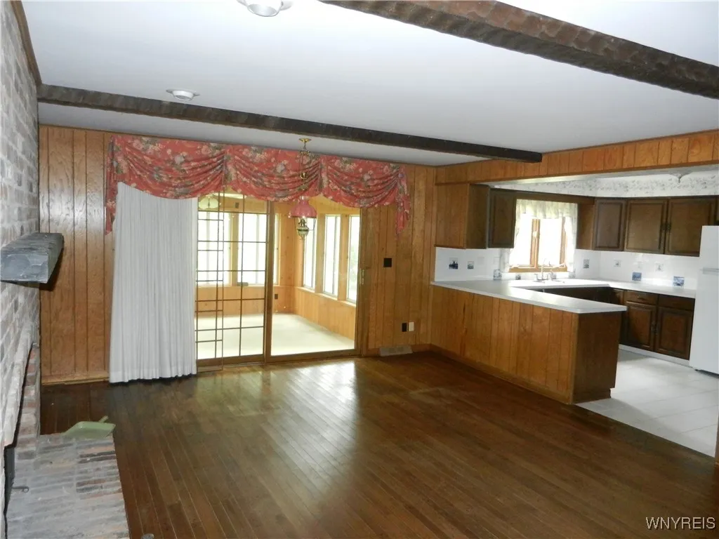 216 Roycroft Circle, Aurora, New York 14052, Aurora, New York 14052, 4 Bedrooms Bedrooms, 12 Rooms Rooms,2 BathroomsBathrooms,Residential,Closed,216 Roycroft Circle, Aurora, New York 14052,0,B1622492
