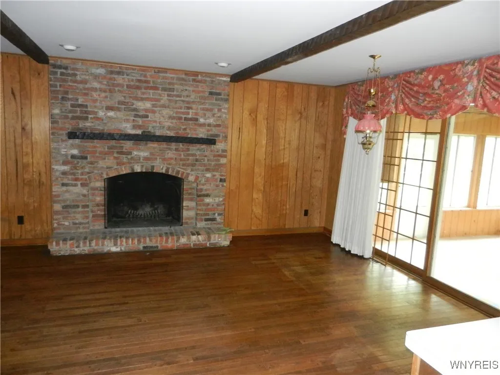 216 Roycroft Circle, Aurora, New York 14052, Aurora, New York 14052, 4 Bedrooms Bedrooms, 12 Rooms Rooms,2 BathroomsBathrooms,Residential,Closed,216 Roycroft Circle, Aurora, New York 14052,0,B1622492