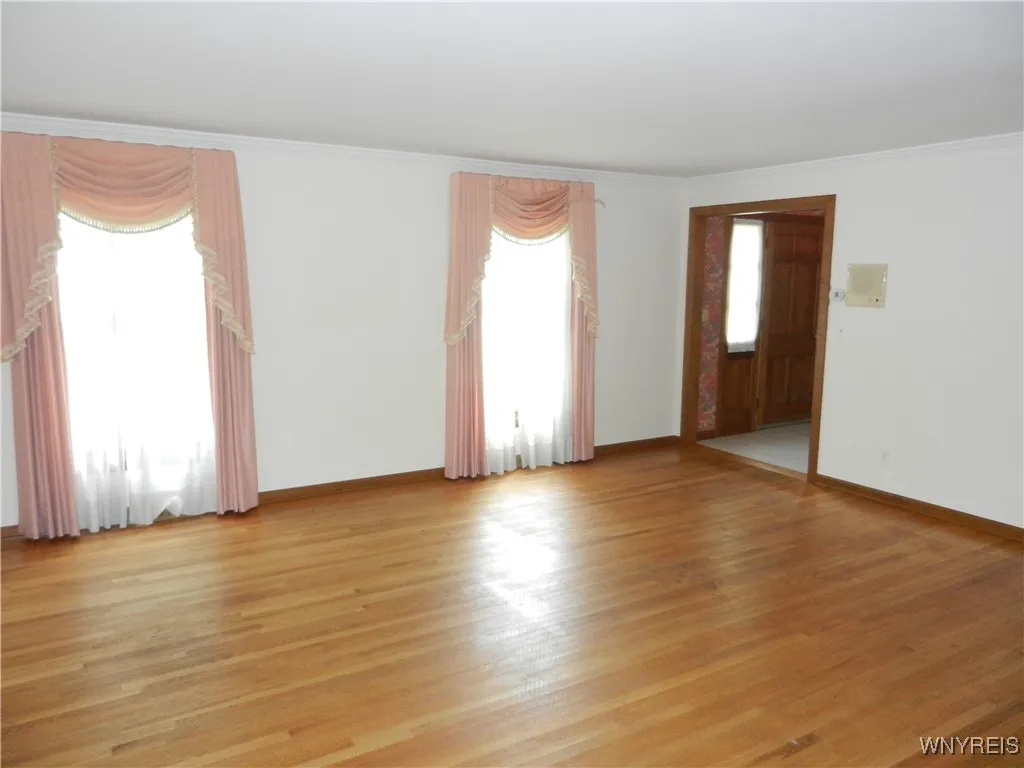 216 Roycroft Circle, Aurora, New York 14052, Aurora, New York 14052, 4 Bedrooms Bedrooms, 12 Rooms Rooms,2 BathroomsBathrooms,Residential,Closed,216 Roycroft Circle, Aurora, New York 14052,0,B1622492
