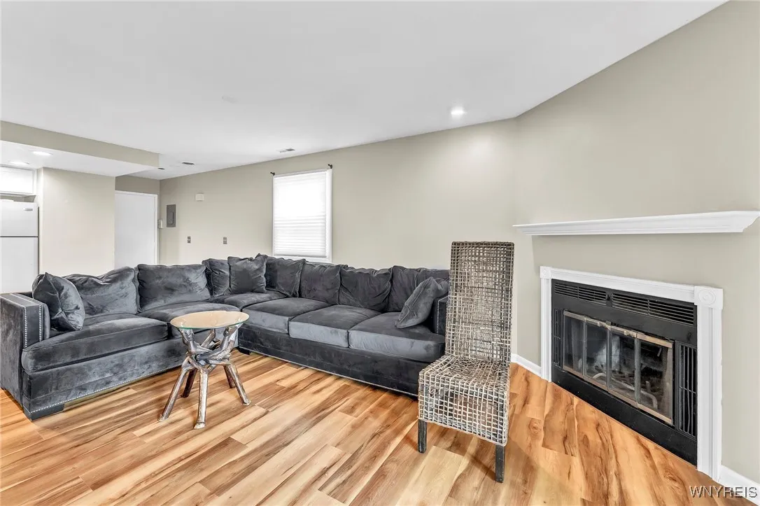 306 Sundown 3c, Amherst, New York 14221, Amherst, New York 14221, 2 Bedrooms Bedrooms, 4 Rooms Rooms,1 BathroomBathrooms,Residential,For Sale,306 Sundown 3c, Amherst, New York 14221,B1622834