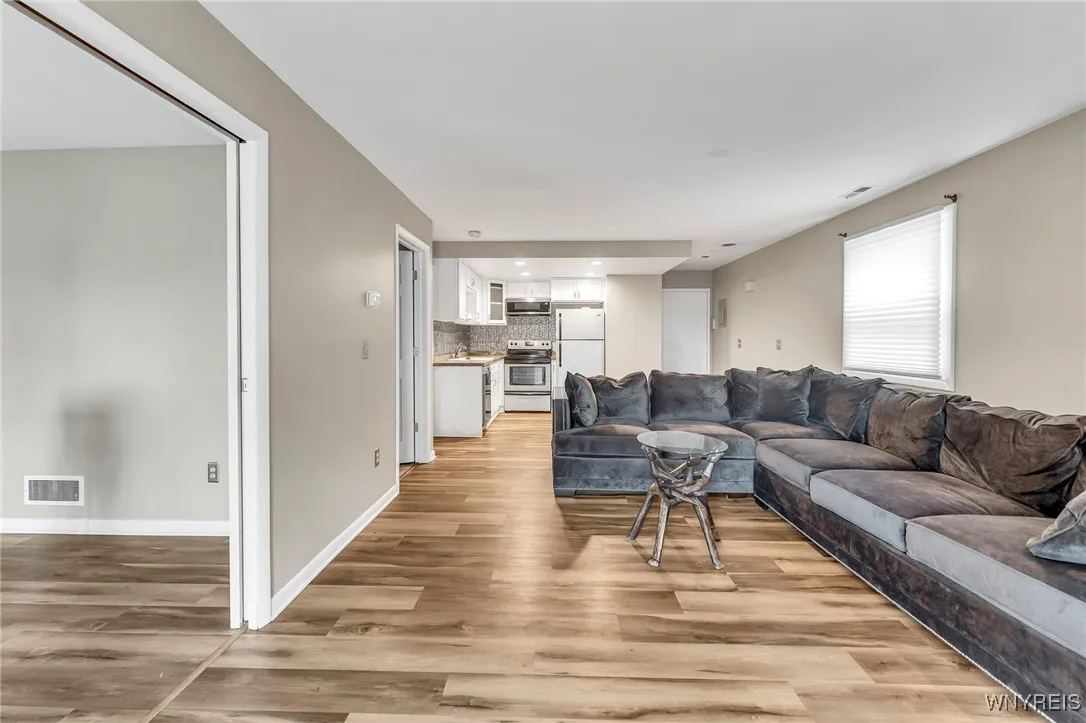 306 Sundown 3c, Amherst, New York 14221, Amherst, New York 14221, 2 Bedrooms Bedrooms, 4 Rooms Rooms,1 BathroomBathrooms,Residential,For Sale,306 Sundown 3c, Amherst, New York 14221,B1622834