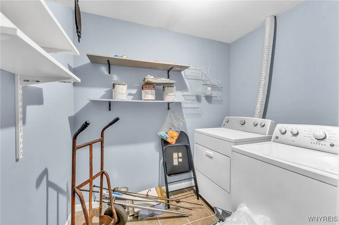 306 Sundown 3c, Amherst, New York 14221, Amherst, New York 14221, 2 Bedrooms Bedrooms, 4 Rooms Rooms,1 BathroomBathrooms,Residential,For Sale,306 Sundown 3c, Amherst, New York 14221,B1622834