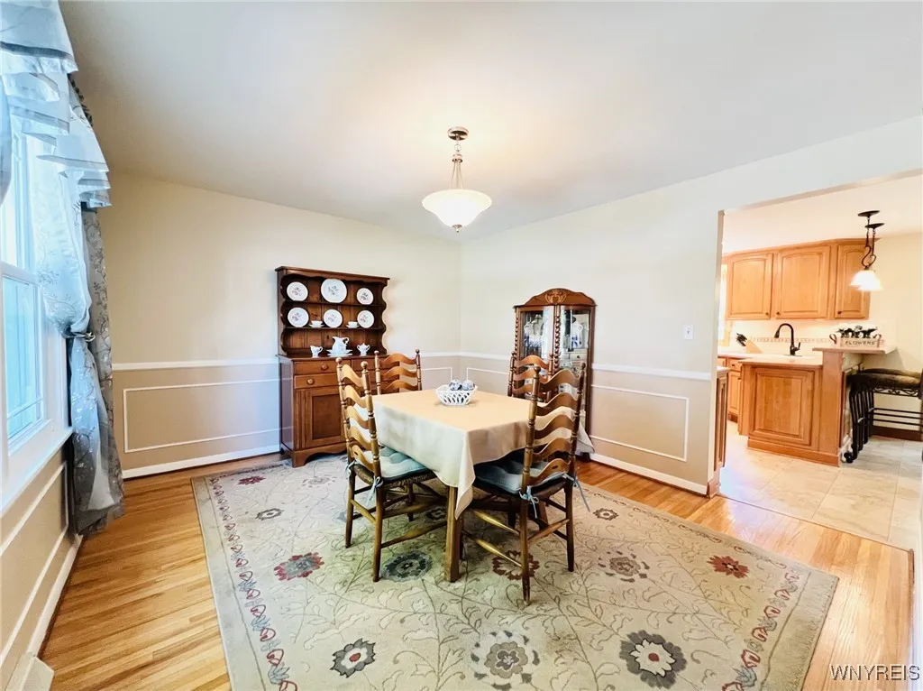 Dining Room View From Foyer