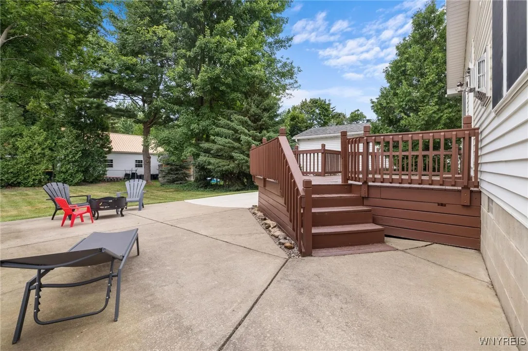 122 Hawkins Avenue, Hamburg, New York 14075, Hamburg, New York 14075, 3 Bedrooms Bedrooms, 7 Rooms Rooms,2 BathroomsBathrooms,Residential,For Sale,122 Hawkins Avenue, Hamburg, New York 14075,B1622564