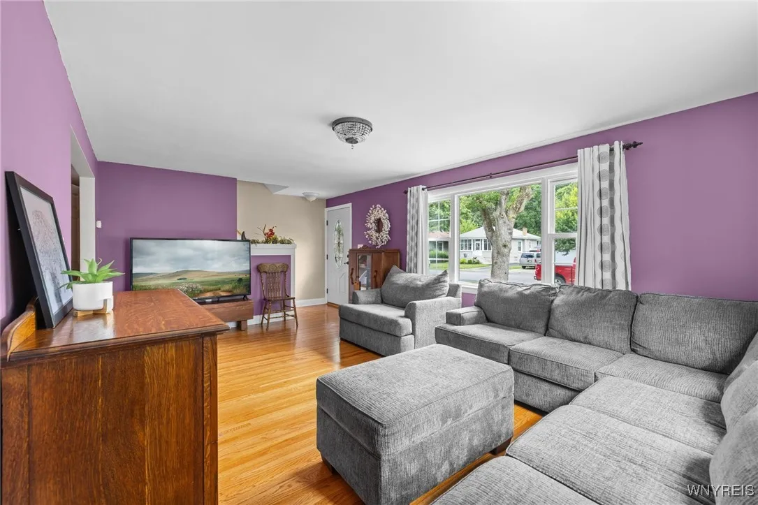 122 Hawkins Avenue, Hamburg, New York 14075, Hamburg, New York 14075, 3 Bedrooms Bedrooms, 7 Rooms Rooms,2 BathroomsBathrooms,Residential,For Sale,122 Hawkins Avenue, Hamburg, New York 14075,B1622564