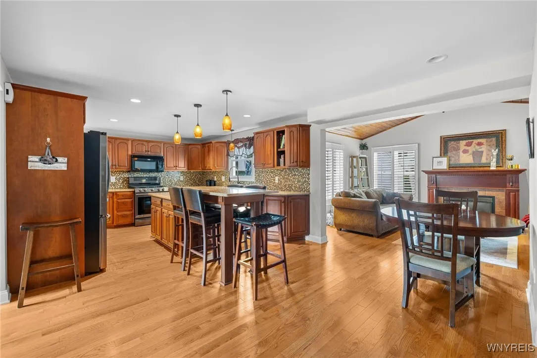 122 Hawkins Avenue, Hamburg, New York 14075, Hamburg, New York 14075, 3 Bedrooms Bedrooms, 7 Rooms Rooms,2 BathroomsBathrooms,Residential,For Sale,122 Hawkins Avenue, Hamburg, New York 14075,B1622564