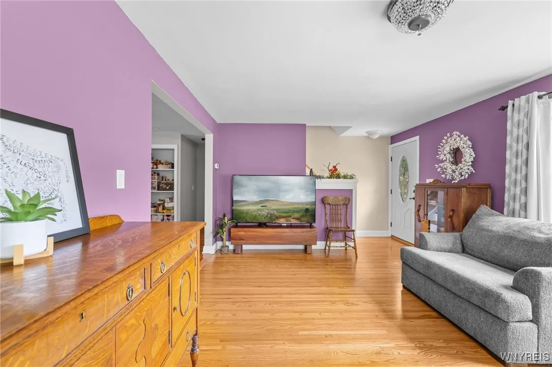 122 Hawkins Avenue, Hamburg, New York 14075, Hamburg, New York 14075, 3 Bedrooms Bedrooms, 7 Rooms Rooms,2 BathroomsBathrooms,Residential,For Sale,122 Hawkins Avenue, Hamburg, New York 14075,B1622564