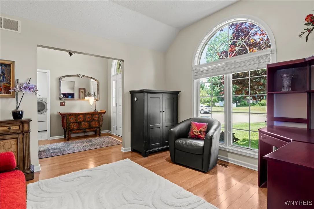 6 Fair Woods Drive, Amherst, New York 14221, Amherst, New York 14221, 2 Bedrooms Bedrooms, 5 Rooms Rooms,2 BathroomsBathrooms,Residential,For Sale,6 Fair Woods Drive, Amherst, New York 14221,B1622704