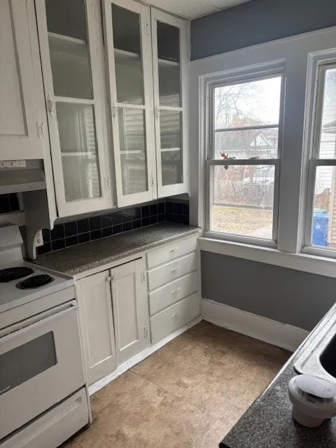 386 Ridgeway Avenue, Rochester, New York 14615, Rochester, New York 14615, 8 Bedrooms Bedrooms, ,4 BathroomsBathrooms,Residential,For Sale,386 Ridgeway Avenue, Rochester, New York 14615,R1622517