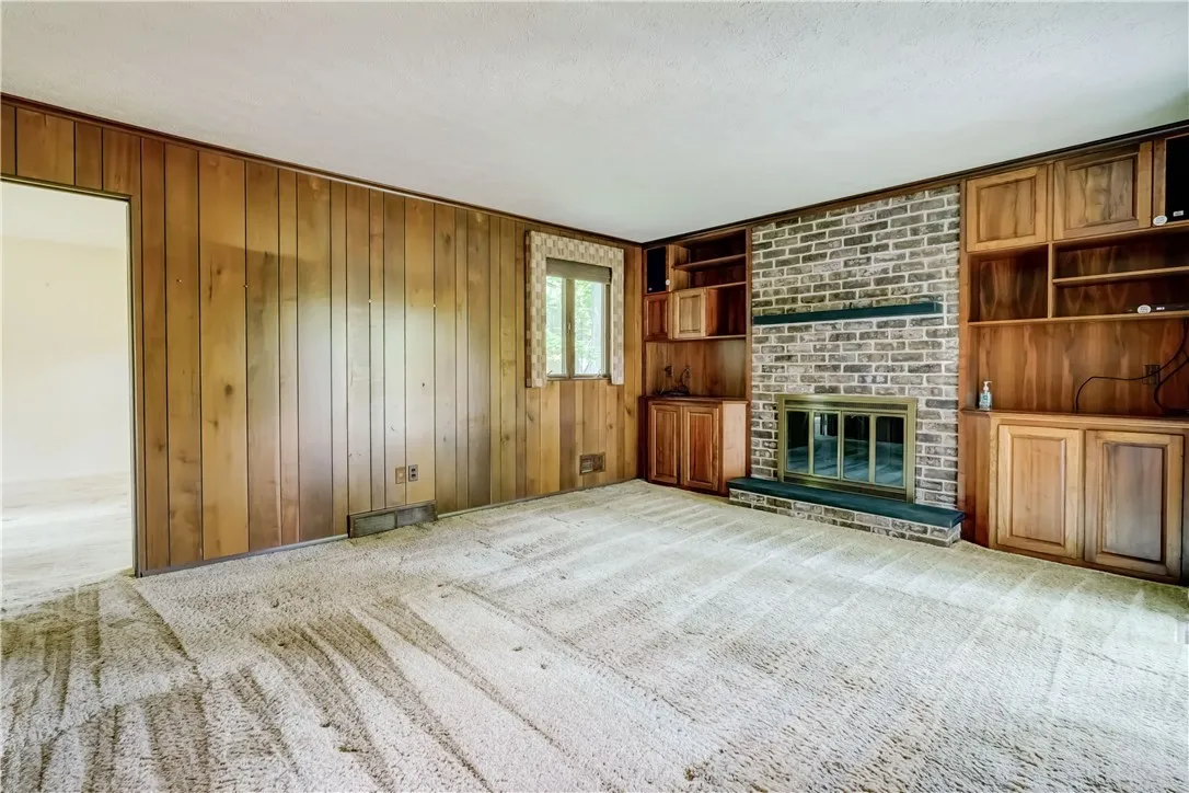 120 Oak Lane, Brighton, New York 14610, Brighton, New York 14610, 4 Bedrooms Bedrooms, 10 Rooms Rooms,2 BathroomsBathrooms,Residential,For Sale,120 Oak Lane, Brighton, New York 14610,R1617308