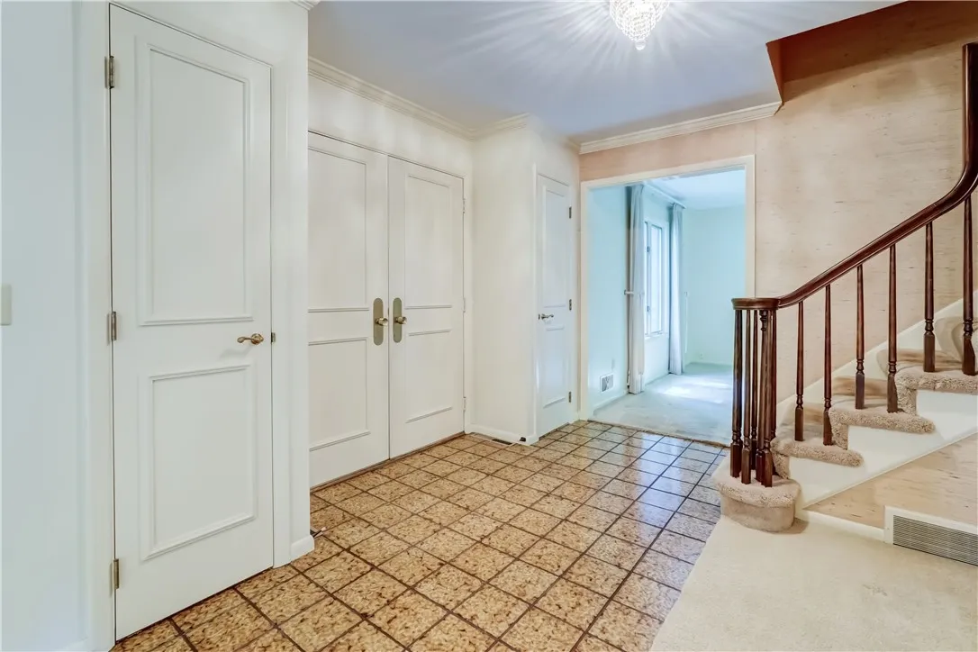 120 Oak Lane, Brighton, New York 14610, Brighton, New York 14610, 4 Bedrooms Bedrooms, 10 Rooms Rooms,2 BathroomsBathrooms,Residential,For Sale,120 Oak Lane, Brighton, New York 14610,R1617308