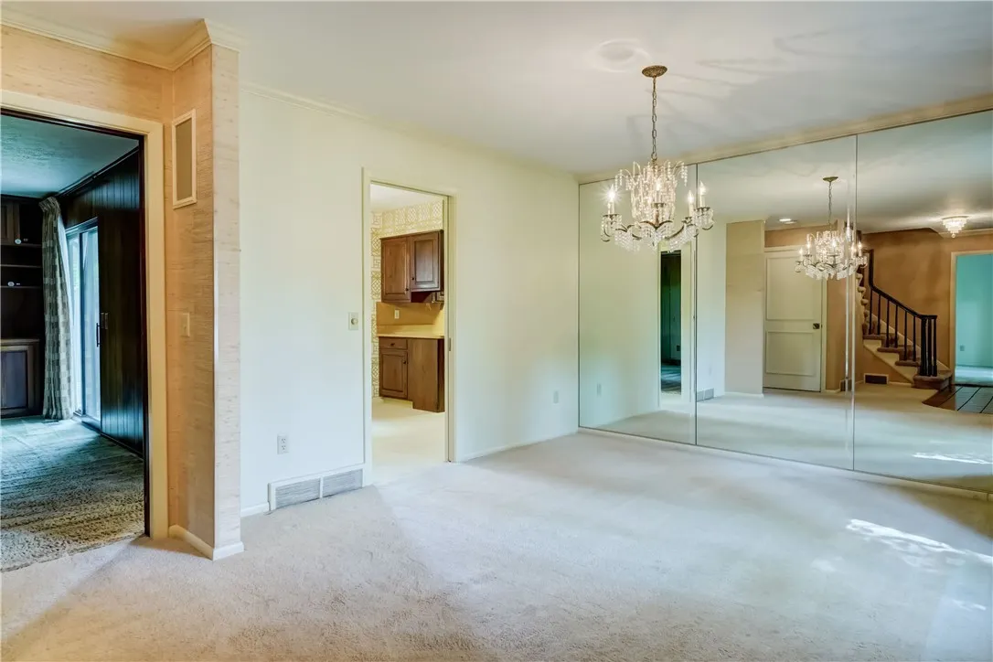 120 Oak Lane, Brighton, New York 14610, Brighton, New York 14610, 4 Bedrooms Bedrooms, 10 Rooms Rooms,2 BathroomsBathrooms,Residential,For Sale,120 Oak Lane, Brighton, New York 14610,R1617308