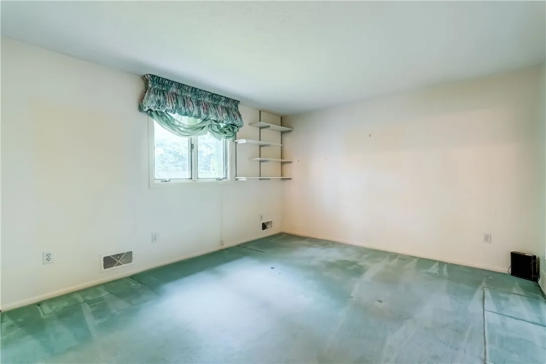 120 Oak Lane, Brighton, New York 14610, Brighton, New York 14610, 4 Bedrooms Bedrooms, 10 Rooms Rooms,2 BathroomsBathrooms,Residential,For Sale,120 Oak Lane, Brighton, New York 14610,R1617308