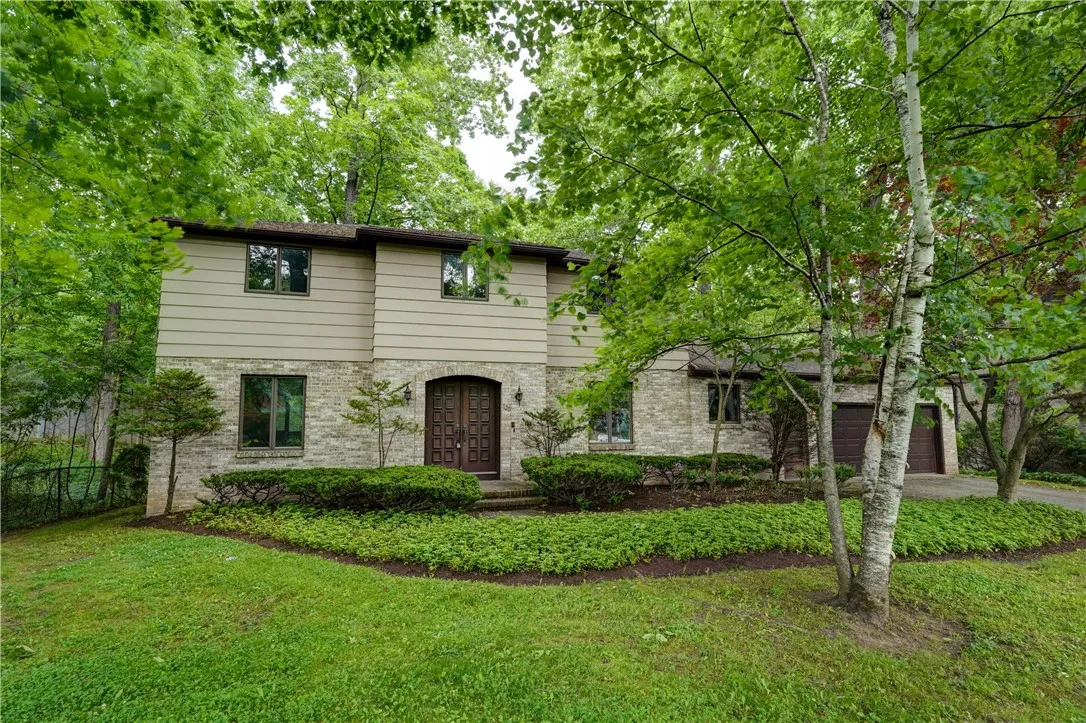 120 Oak Lane, Brighton, New York 14610, Brighton, New York 14610, 4 Bedrooms Bedrooms, 10 Rooms Rooms,2 BathroomsBathrooms,Residential,For Sale,120 Oak Lane, Brighton, New York 14610,R1617308