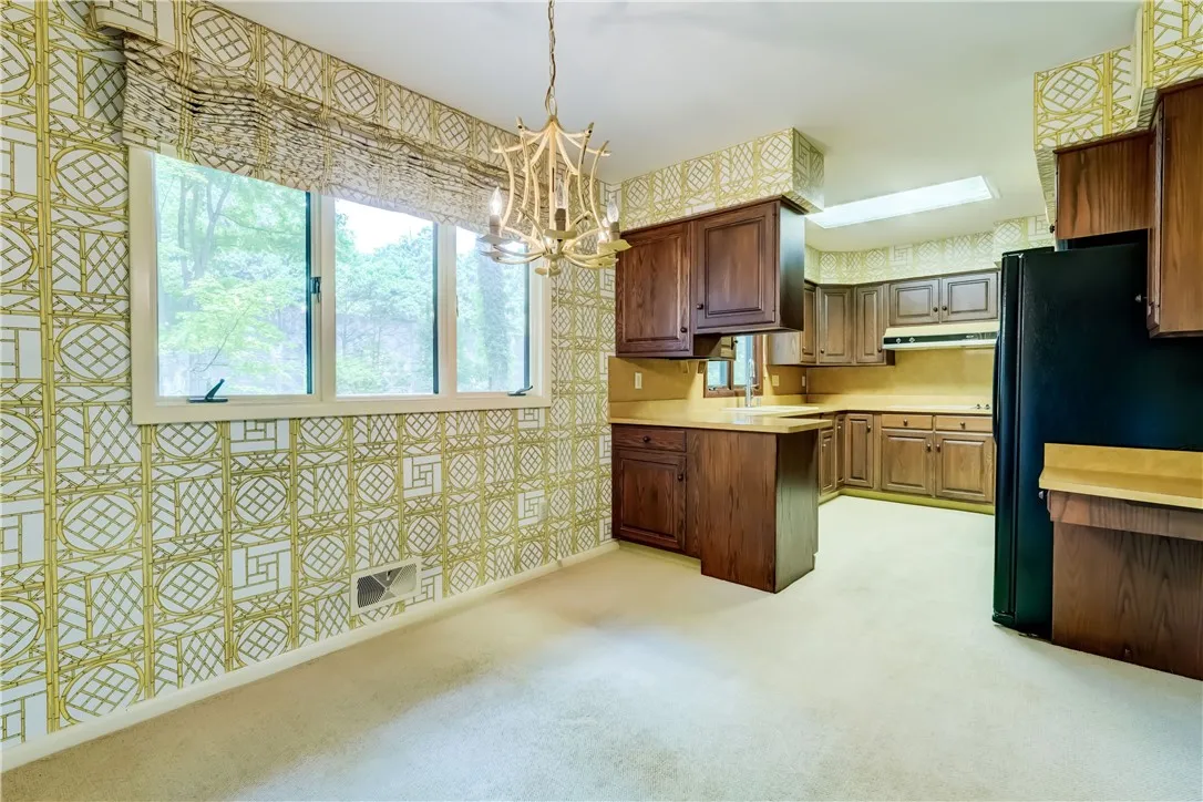 120 Oak Lane, Brighton, New York 14610, Brighton, New York 14610, 4 Bedrooms Bedrooms, 10 Rooms Rooms,2 BathroomsBathrooms,Residential,For Sale,120 Oak Lane, Brighton, New York 14610,R1617308