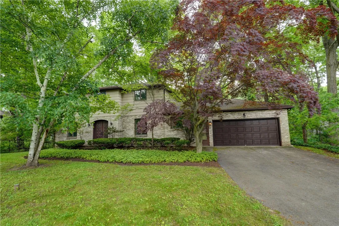 120 Oak Lane, Brighton, New York 14610, Brighton, New York 14610, 4 Bedrooms Bedrooms, 10 Rooms Rooms,2 BathroomsBathrooms,Residential,For Sale,120 Oak Lane, Brighton, New York 14610,R1617308