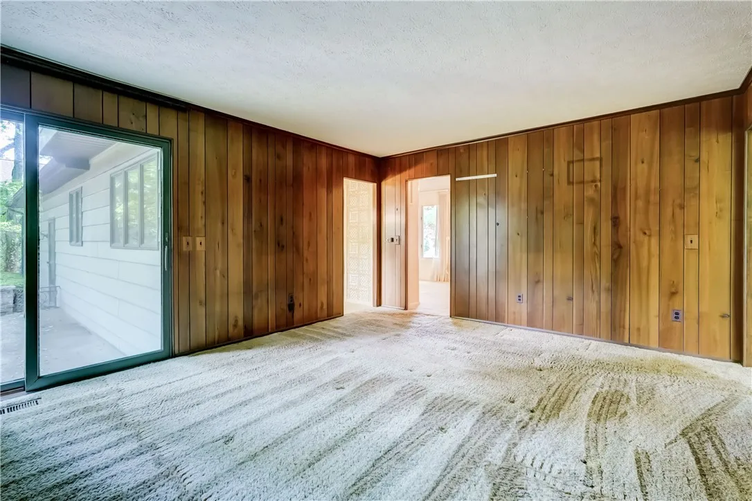 120 Oak Lane, Brighton, New York 14610, Brighton, New York 14610, 4 Bedrooms Bedrooms, 10 Rooms Rooms,2 BathroomsBathrooms,Residential,For Sale,120 Oak Lane, Brighton, New York 14610,R1617308