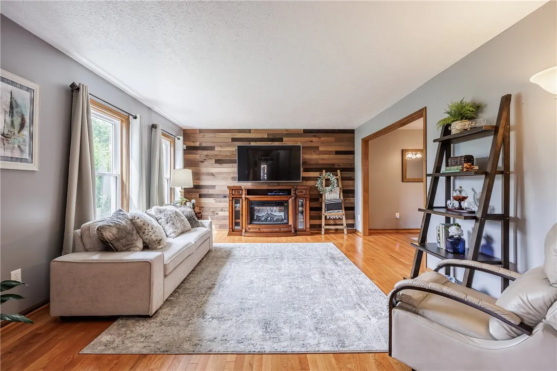 60 Tilstone Place, Brighton, New York 14618, Brighton, New York 14618, 6 Bedrooms Bedrooms, 11 Rooms Rooms,3 BathroomsBathrooms,Residential,For Sale,60 Tilstone Place, Brighton, New York 14618,R1622262