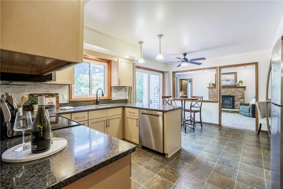 60 Tilstone Place, Brighton, New York 14618, Brighton, New York 14618, 6 Bedrooms Bedrooms, 11 Rooms Rooms,3 BathroomsBathrooms,Residential,For Sale,60 Tilstone Place, Brighton, New York 14618,R1622262