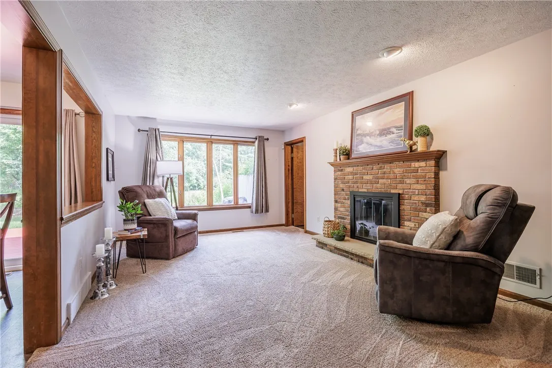 60 Tilstone Place, Brighton, New York 14618, Brighton, New York 14618, 6 Bedrooms Bedrooms, 11 Rooms Rooms,3 BathroomsBathrooms,Residential,For Sale,60 Tilstone Place, Brighton, New York 14618,R1622262