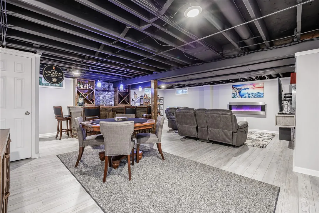 60 Tilstone Place, Brighton, New York 14618, Brighton, New York 14618, 6 Bedrooms Bedrooms, 11 Rooms Rooms,3 BathroomsBathrooms,Residential,For Sale,60 Tilstone Place, Brighton, New York 14618,R1622262