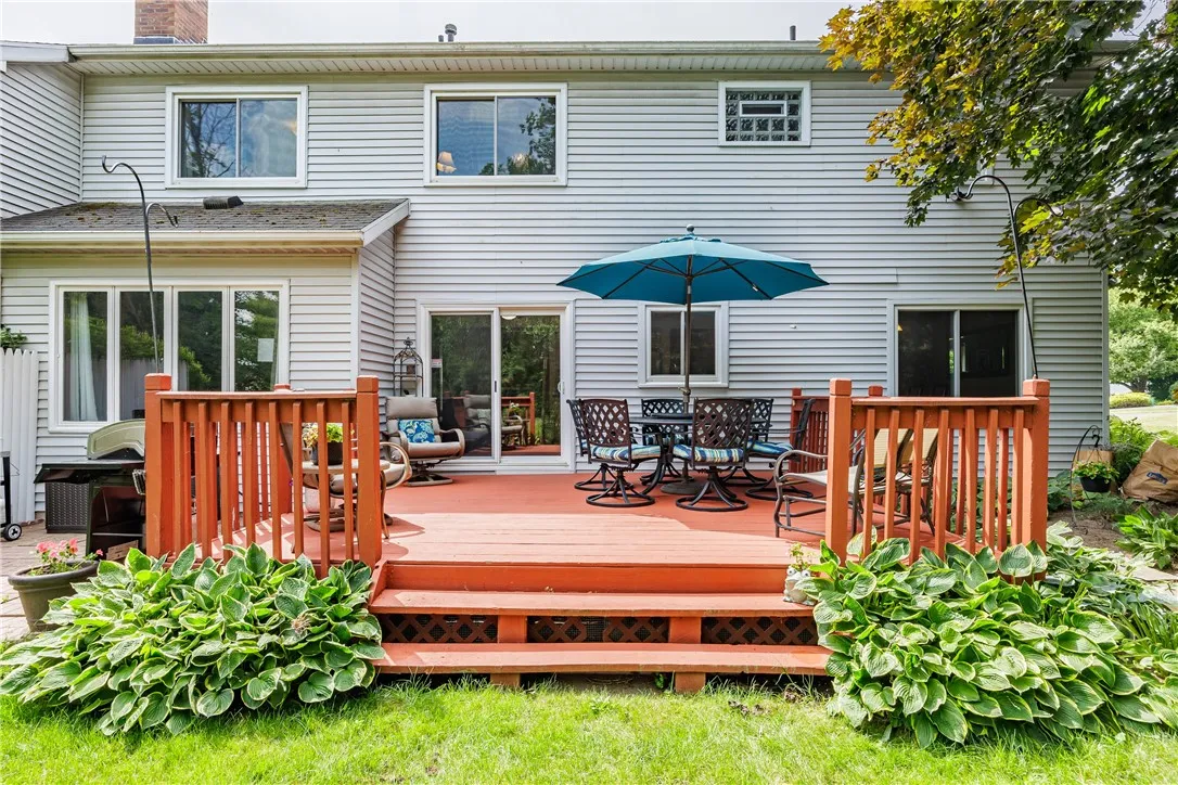 60 Tilstone Place, Brighton, New York 14618, Brighton, New York 14618, 6 Bedrooms Bedrooms, 11 Rooms Rooms,3 BathroomsBathrooms,Residential,For Sale,60 Tilstone Place, Brighton, New York 14618,R1622262