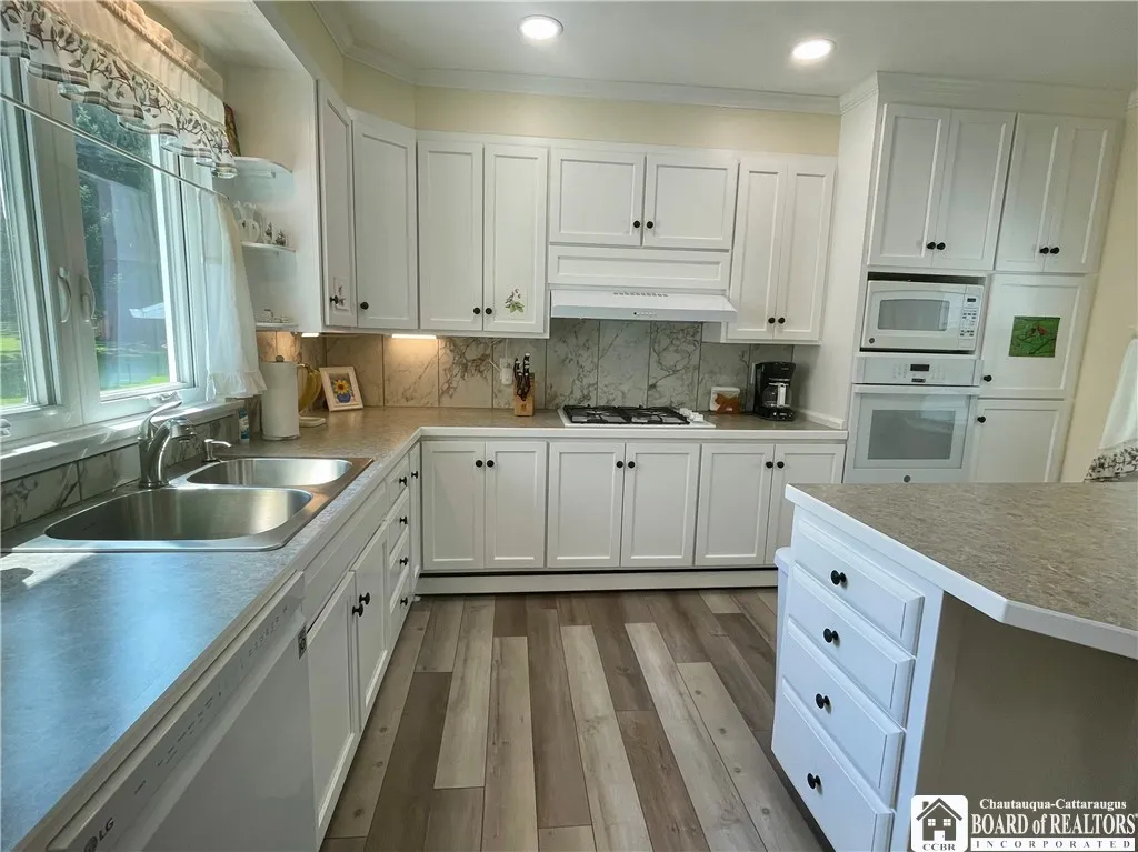 25 Crowley Street, Randolph, New York 14772, Randolph, New York 14772, 3 Bedrooms Bedrooms, 9 Rooms Rooms,1 BathroomBathrooms,Residential,For Sale,25 Crowley Street, Randolph, New York 14772,R1622626