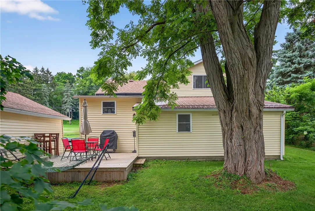 1005 State Route 14a, Benton, New York 14527, Benton, New York 14527, 3 Bedrooms Bedrooms, 8 Rooms Rooms,2 BathroomsBathrooms,Residential,For Sale,1005 State Route 14a, Benton, New York 14527,R1622827