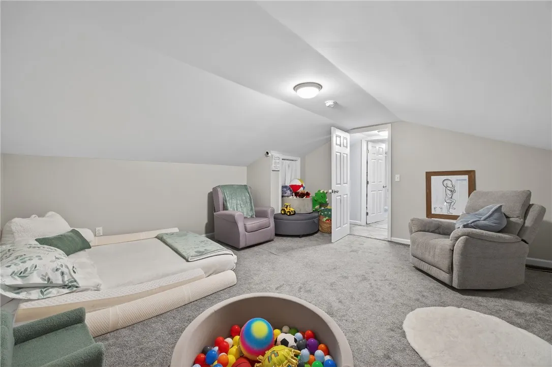 1005 State Route 14a, Benton, New York 14527, Benton, New York 14527, 3 Bedrooms Bedrooms, 8 Rooms Rooms,2 BathroomsBathrooms,Residential,For Sale,1005 State Route 14a, Benton, New York 14527,R1622827