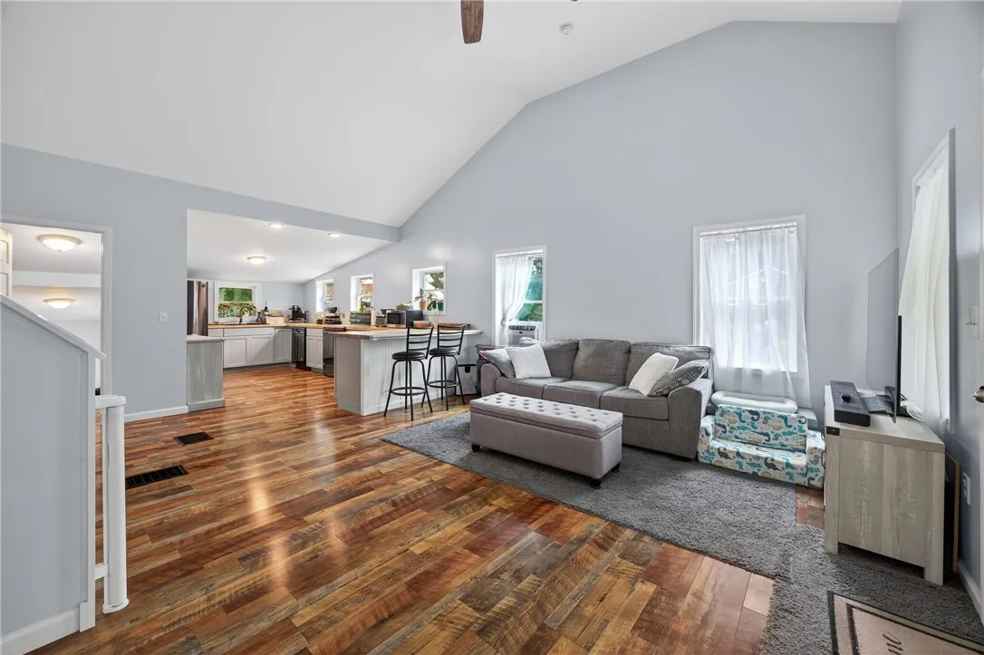 1005 State Route 14a, Benton, New York 14527, Benton, New York 14527, 3 Bedrooms Bedrooms, 8 Rooms Rooms,2 BathroomsBathrooms,Residential,For Sale,1005 State Route 14a, Benton, New York 14527,R1622827