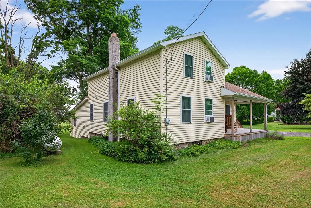 1005 State Route 14a, Benton, New York 14527, Benton, New York 14527, 3 Bedrooms Bedrooms, 8 Rooms Rooms,2 BathroomsBathrooms,Residential,For Sale,1005 State Route 14a, Benton, New York 14527,R1622827