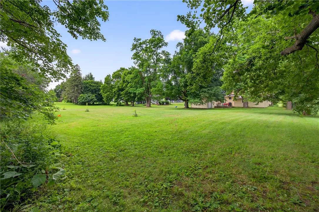 1005 State Route 14a, Benton, New York 14527, Benton, New York 14527, 3 Bedrooms Bedrooms, 8 Rooms Rooms,2 BathroomsBathrooms,Residential,For Sale,1005 State Route 14a, Benton, New York 14527,R1622827
