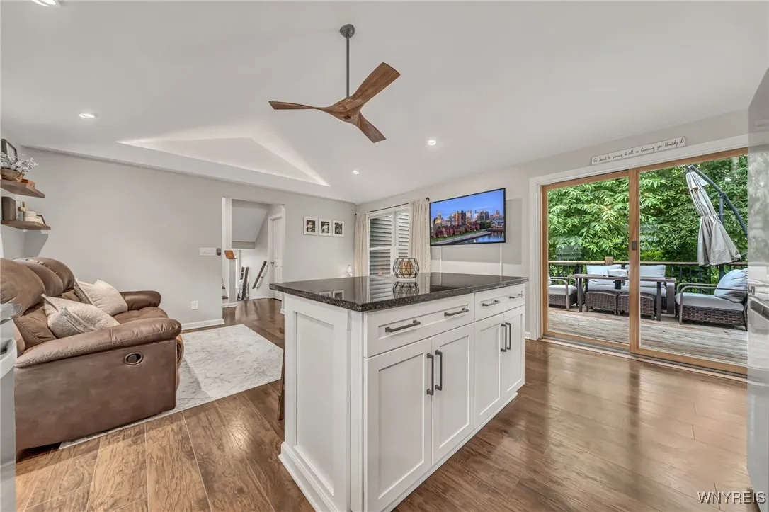 737 West Falls Road, Aurora, New York 14170, Aurora, New York 14170, 2 Bedrooms Bedrooms, 10 Rooms Rooms,2 BathroomsBathrooms,Residential,For Sale,737 West Falls Road, Aurora, New York 14170,B1621624