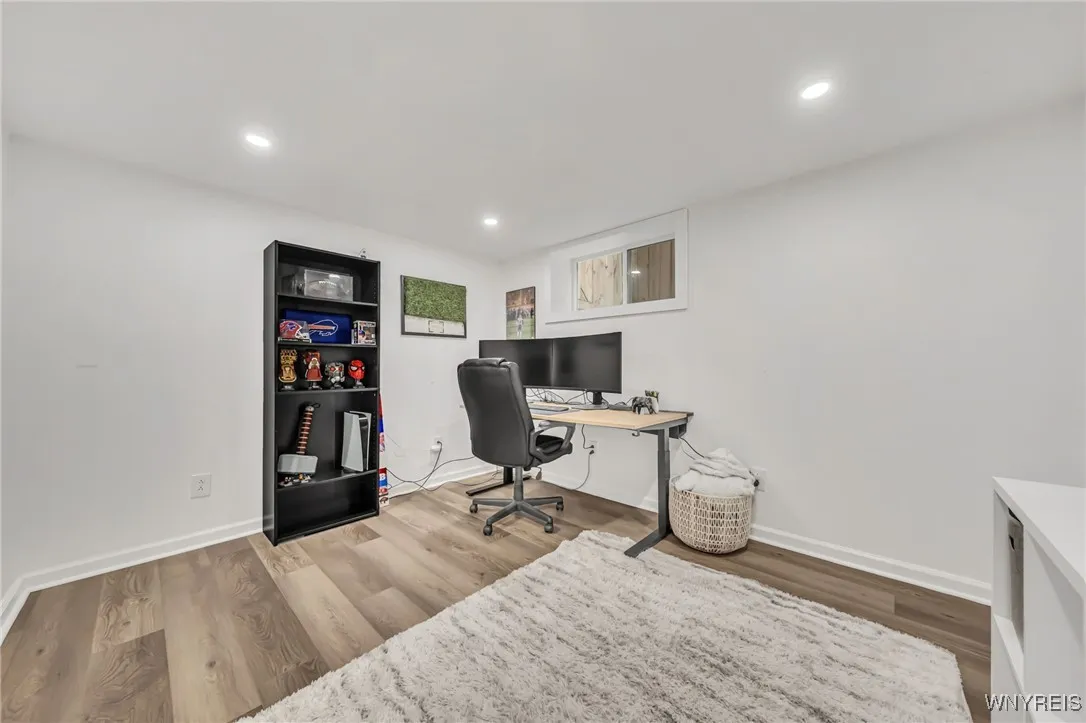 737 West Falls Road, Aurora, New York 14170, Aurora, New York 14170, 2 Bedrooms Bedrooms, 10 Rooms Rooms,2 BathroomsBathrooms,Residential,For Sale,737 West Falls Road, Aurora, New York 14170,B1621624