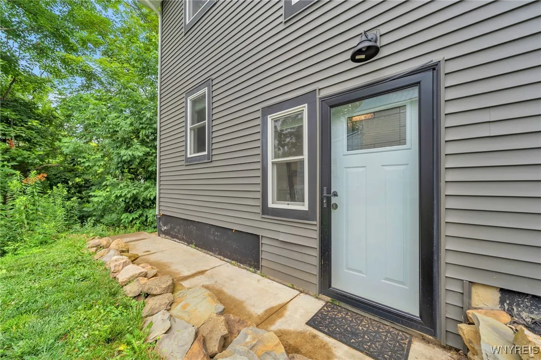737 West Falls Road, Aurora, New York 14170, Aurora, New York 14170, 2 Bedrooms Bedrooms, 10 Rooms Rooms,2 BathroomsBathrooms,Residential,For Sale,737 West Falls Road, Aurora, New York 14170,B1621624