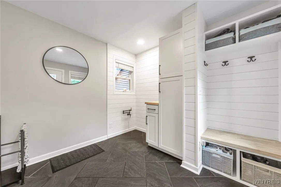 737 West Falls Road, Aurora, New York 14170, Aurora, New York 14170, 2 Bedrooms Bedrooms, 10 Rooms Rooms,2 BathroomsBathrooms,Residential,For Sale,737 West Falls Road, Aurora, New York 14170,B1621624