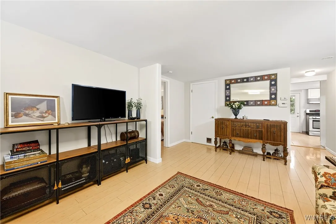 7017 Quaker, Orchard Park, New York 14127, Orchard Park, New York 14127, 2 Bedrooms Bedrooms, 7 Rooms Rooms,1 BathroomBathrooms,Residential,For Sale,7017 Quaker, Orchard Park, New York 14127,B1622558