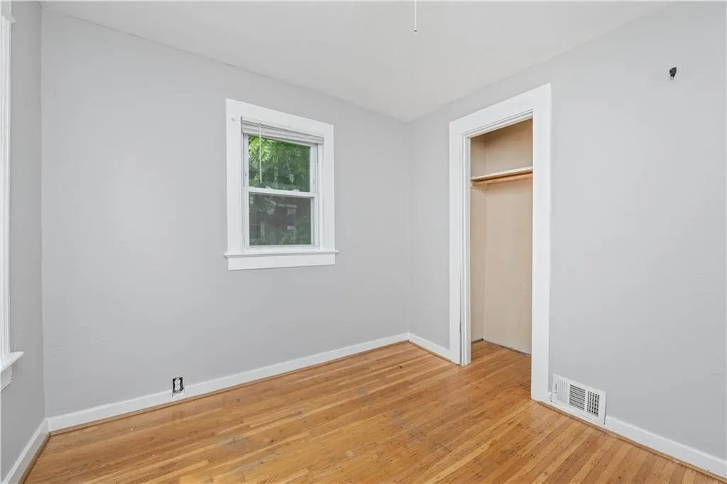 174 Barton Street, Rochester, New York 14611, Rochester, New York 14611, 4 Bedrooms Bedrooms, 10 Rooms Rooms,2 BathroomsBathrooms,Residential,For Sale,174 Barton Street, Rochester, New York 14611,R1622582