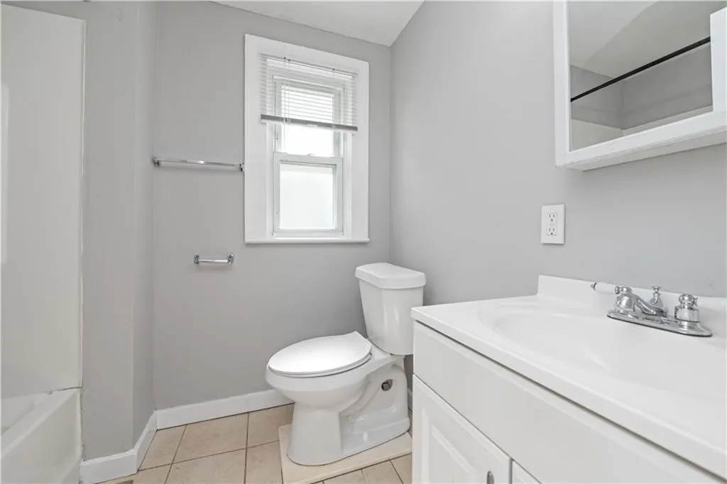 174 Barton Street, Rochester, New York 14611, Rochester, New York 14611, 4 Bedrooms Bedrooms, 10 Rooms Rooms,2 BathroomsBathrooms,Residential,For Sale,174 Barton Street, Rochester, New York 14611,R1622582