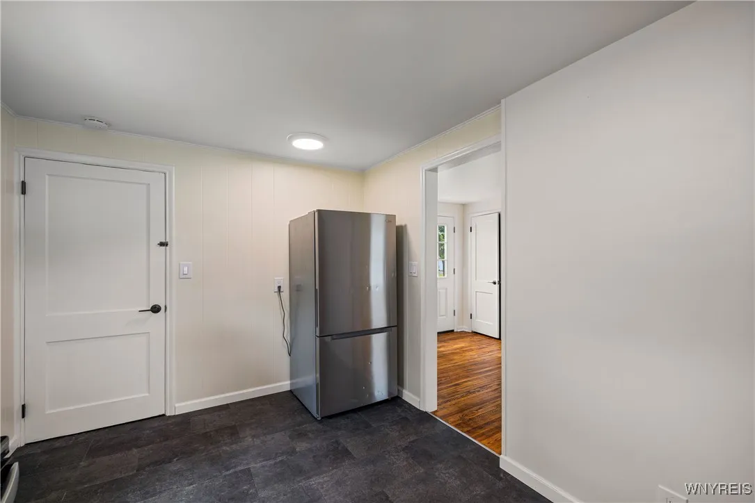 665 76th Street, Niagara Falls, New York 14304, Niagara Falls, New York 14304, 2 Bedrooms Bedrooms, 3 Rooms Rooms,1 BathroomBathrooms,Residential,For Sale,665 76th Street, Niagara Falls, New York 14304,B1622805
