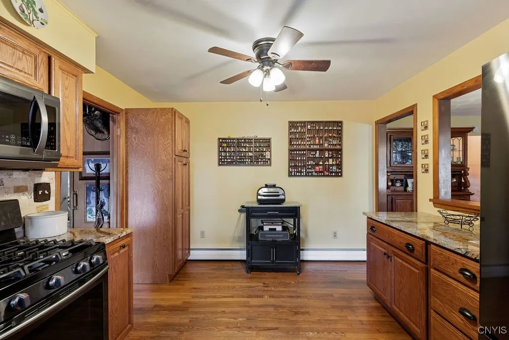 3134 Main Street, Mexico, New York 13114, Mexico, New York 13114, 3 Bedrooms Bedrooms, 7 Rooms Rooms,1 BathroomBathrooms,Residential,For Sale,3134 Main Street, Mexico, New York 13114,S1620675
