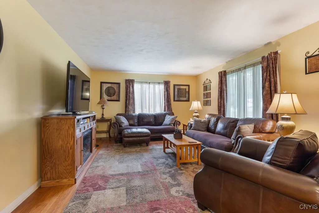 3134 Main Street, Mexico, New York 13114, Mexico, New York 13114, 3 Bedrooms Bedrooms, 7 Rooms Rooms,1 BathroomBathrooms,Residential,For Sale,3134 Main Street, Mexico, New York 13114,S1620675