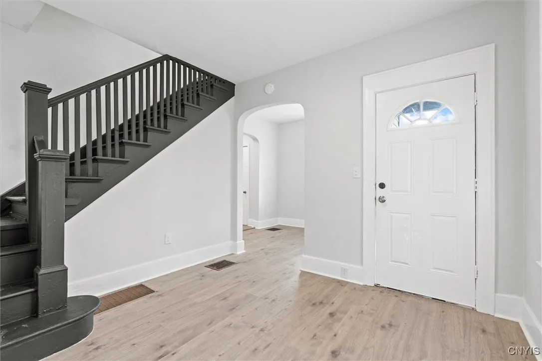 110 Herbert Street, Syracuse, New York 13208, Syracuse, New York 13208, 9 Bedrooms Bedrooms, ,3 BathroomsBathrooms,Residential,Closed,110 Herbert Street, Syracuse, New York 13208,0,S1622243