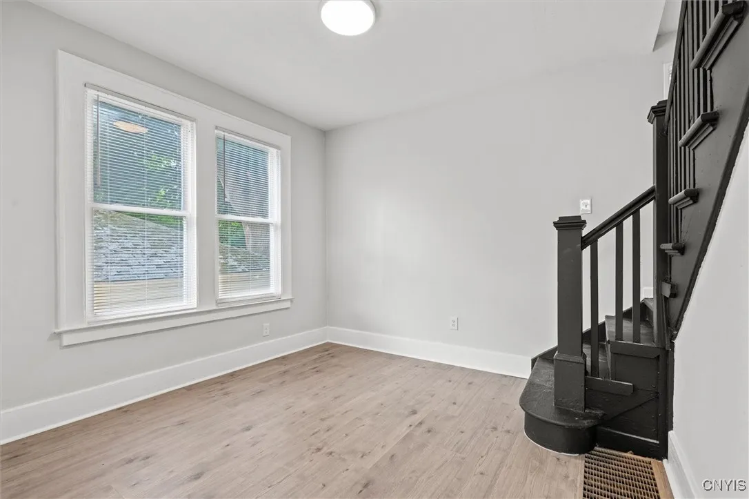110 Herbert Street, Syracuse, New York 13208, Syracuse, New York 13208, 9 Bedrooms Bedrooms, ,3 BathroomsBathrooms,Residential,Closed,110 Herbert Street, Syracuse, New York 13208,0,S1622243