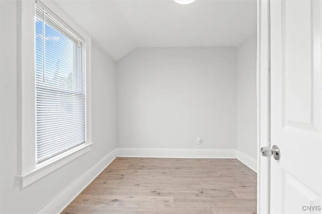 110 Herbert Street, Syracuse, New York 13208, Syracuse, New York 13208, 9 Bedrooms Bedrooms, ,3 BathroomsBathrooms,Residential,Closed,110 Herbert Street, Syracuse, New York 13208,0,S1622243